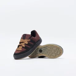 Adidas Originals - Adimatic (Pantone/Core Black/Gum3) -Boutique de chaussures de sport de plein air ADIDAS Originals Adimatic Pantone Core Black Gum3 HQ6903 3