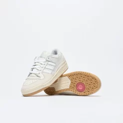 Adidas Skate - Forum 84 Low ADV (Chalk White/Cloud White/Cloud White) -Boutique de chaussures de sport de plein air ADIDAS Skate Forum 84 Low ADV Chalk White Cloud White Cloud White 3