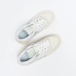 Adidas Skate - Forum 84 Low ADV (Chalk White/Cloud White/Cloud White) -Boutique de chaussures de sport de plein air ADIDAS Skate Forum 84 Low ADV Chalk White Cloud White Cloud White 7