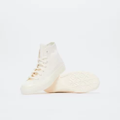Converse - Chuck 70 Hi Premium Leather (egret / Egret / Egret) -Boutique de chaussures de sport de plein air Converse Chuck 70 Hi Premium Leather Egret Egret Egret 3