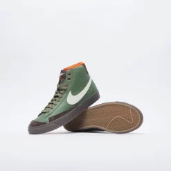 Nike - Blazer Mid 77 'Vintage (Army Olive) -Boutique de chaussures de sport de plein air Nike Blazer Mid 77 Vintage Army Olive 3