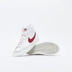 Nike - Blazer Mid 77' Vintage (White/Dark Beetroot) -Boutique de chaussures de sport de plein air Nike Blazer Mid 77 Vintage White Dark Beetroot 3