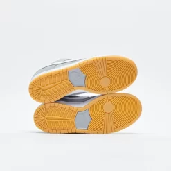 Nike SB - Dunk Low Pro ISO (Wolf Gray) -Boutique de chaussures de sport de plein air Nike SB Dunk Low Pro ISO Wolf Grey 6