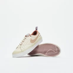 Nike SB - Zoom Blazer Low X Doyenne QS (Coconut Milk) -Boutique de chaussures de sport de plein air Nike SB Zoom Blazer Low x Doyenne QS Coconut Milk 3
