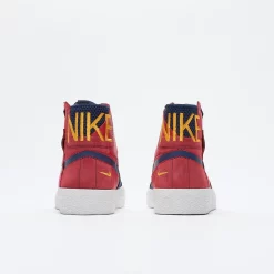 Nike SB - Zoom Blazer Mid Premium (University Red/Midnight Navy) -Boutique de chaussures de sport de plein air Nike SB Zoom Blazer Mid Premium University Red Midnight Navy 4
