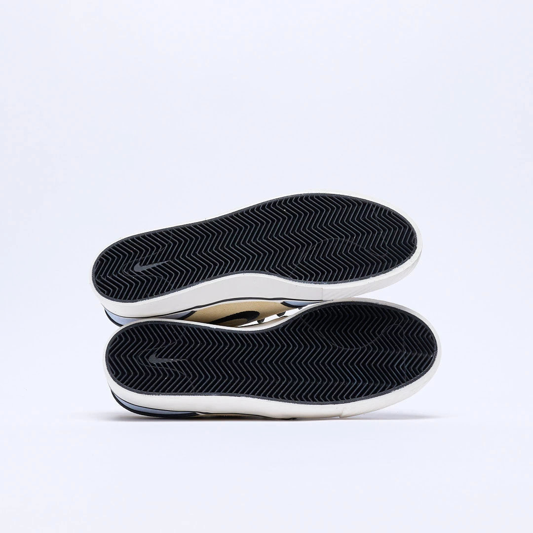 Nike SB - Zoom Janoski OG+ QS (Alabaster/Alabaster-Chili Red) 6 Nike SB - Zoom Janoski OG+ QS (Alabaster/Alabaster-Chili Red) – Image 6