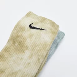 Chaussettes Nike SB - Everyday Tie Dye 2pack (Multi-color) -Boutique de chaussures de sport de plein air NikeSB EverydaySocksTieDye Multi color 4