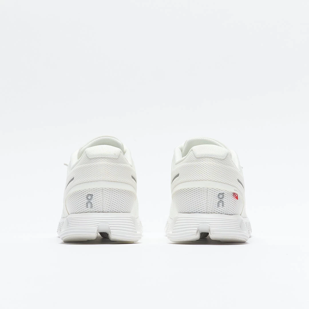 On - Cloud 5 Men (Undyed -White/White) 4 On - Cloud 5 Men (Undyed -White/White) – Image 4