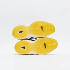 Reebok - Question Pump (Core Black/Classic White/Chalk) 12 Reebok - Question Pump (Core Black/Classic White/Chalk) -Boutique de chaussures de sport de plein air Reebok Question Pump Core Black Classic White Chalk 6