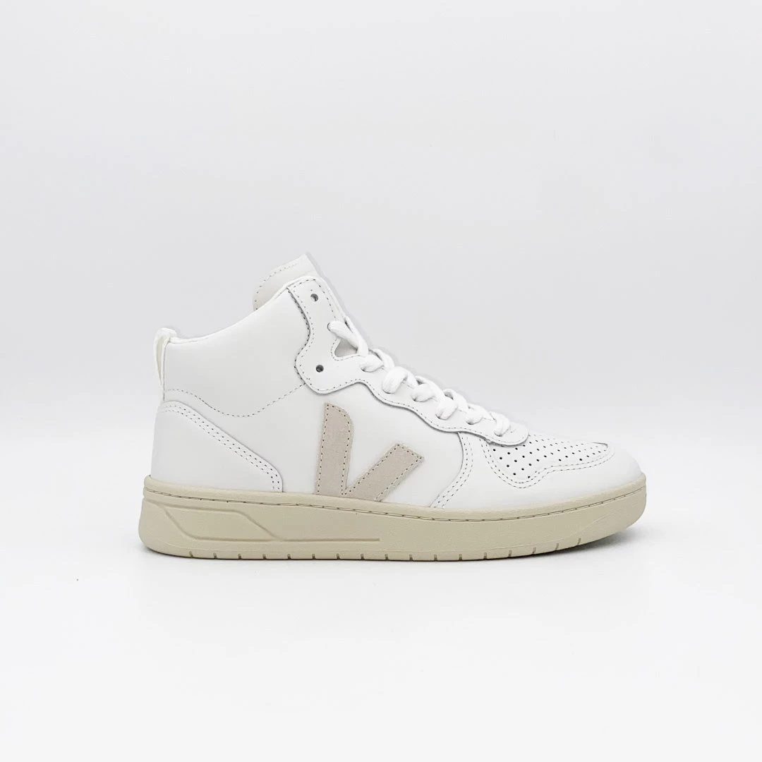 Veja V-15 Leather Extra White 1 Veja V-15 Leather Extra White